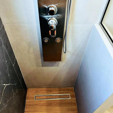 Skyline Serenity 10 People 4bedroom 3ba, 3min To *