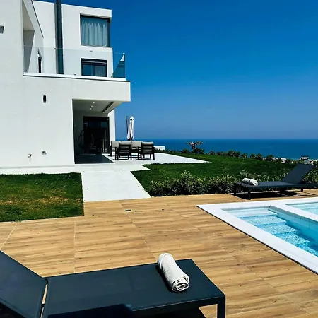 Skyline Serenity 10 People 4bedroom 3ba, 3min To Maleme (Crete)