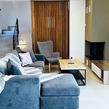 Skyline Serenity 10 People 4bedroom 3ba, 3min To Maleme (Crete)